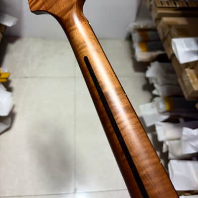 Discount 4 String 20 fret Roasted Flame Maple bass guitar neck Replace rosewood image 5