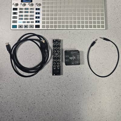 Oxi Instruments One MIDI / CV Sequencer Silver with Split & Pipe [Three Wave Music] image 3
