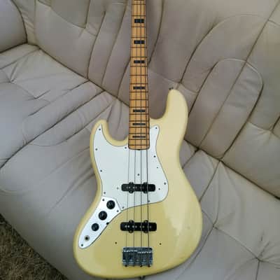 Fresher Jazz bass Lefty made in Japan/w HSC image 2