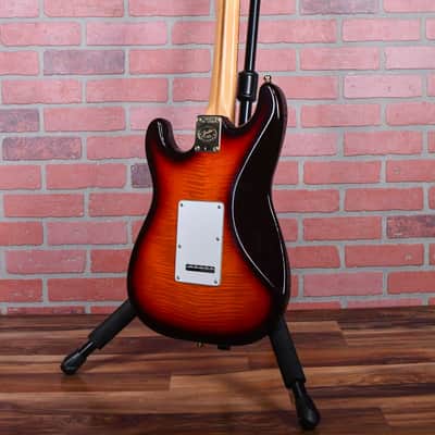 Fender 50th Anniversary Limited Edition American Standard Strat Flame Maple Top & Back Antique Burst #2377 1996 w/OHSC image 6