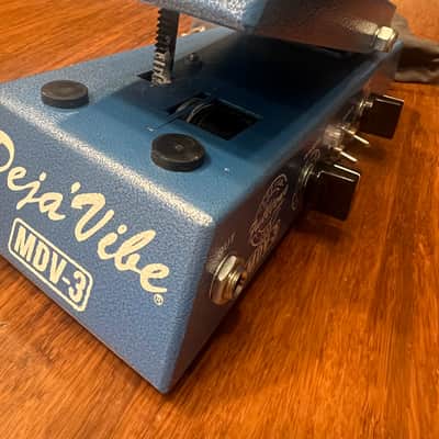 Fulltone MDV-3 Mini Deja Vibe Custom Shop Modulation Pedal | Reverb