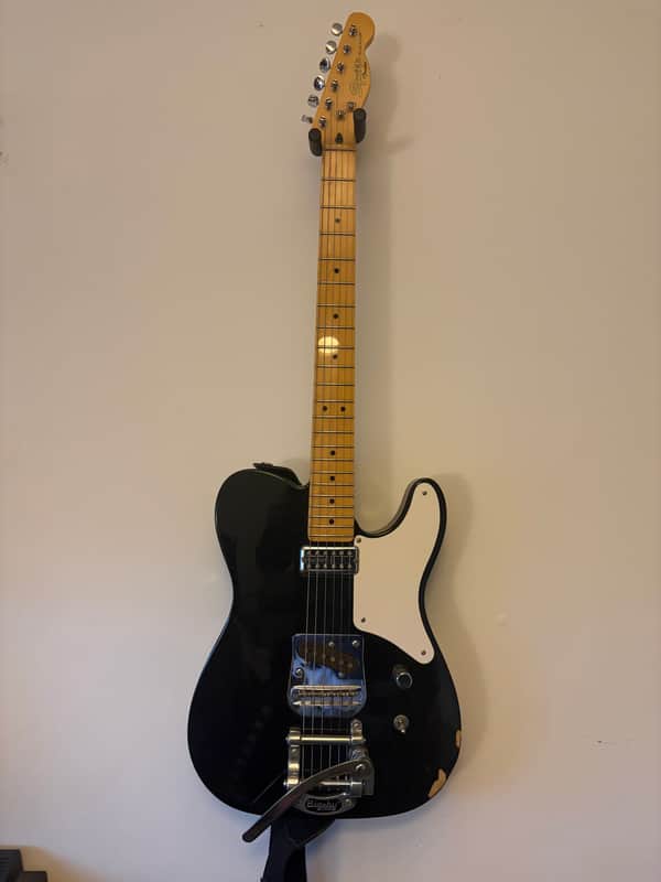 Squier Vintage Modified Cabronita Telecaster with Bigsby | Reverb UK