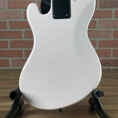 Kala Solid Body 4-String Pale Pink Fretted U-Bass image 6