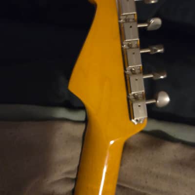 Fender American Vintage II '61 Stratocaster 2022 - Present - 3-Color Sunburst image 4