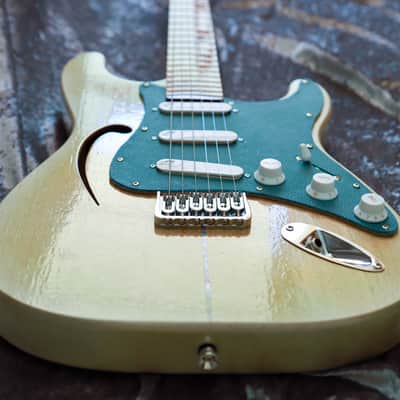 GB Liuteria Traditional Strato semi hollow green image 22