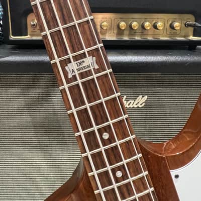 Gibson Thunderbird Walnut with original hard shell case  - 2014 - Gorgeous image 5
