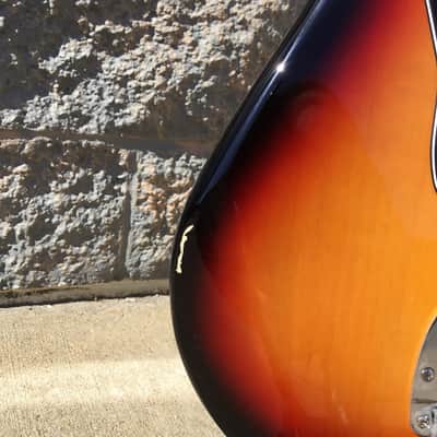 Squier Affinity Jaguar 3-Color Sunburst image 8