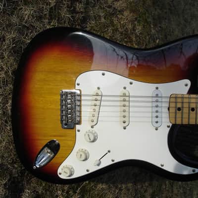 Vintage 1970's Aria Stratocaster Mint condition image 1