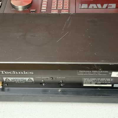 Technics SL-P1200 Hi-Fi Professional Broadcast CD Compact Disc Player image 2