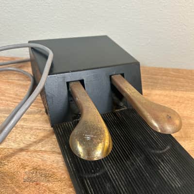Rhodes Chroma Dual Foot Pedal image 2