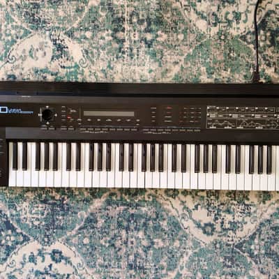 Roland D-50 61-Key Linear Synthesizer with card PN-D50-00 and case
