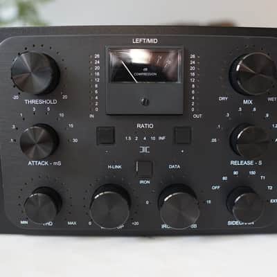 WesAudio ngBusComp Stereo Bus Compressor with Digital Recall - with MOGAMI XLR CABLES image 3