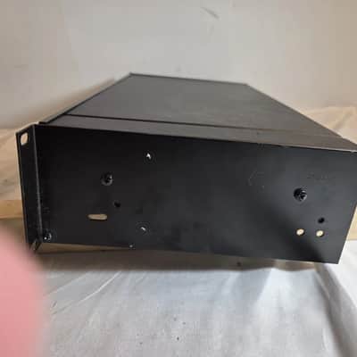 Denon TU-1500RD AM/FM Stereo Tuner RDS w/ 19" Rack Mount Ears Tested Working image 3