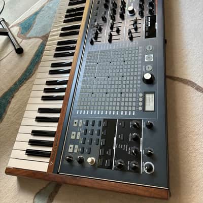 Arturia MatrixBrute 49-Key Synthesizer 2017 - Present - Black image 2