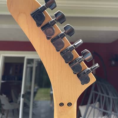 Kramer Baretta 85 Candy Red Banana Headstock image 8