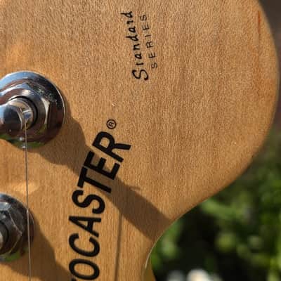 Squier Standard Series Stratocaster - EMG 81 image 5