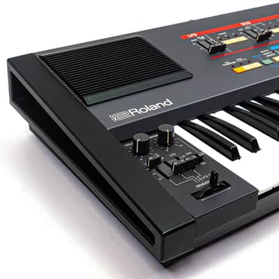 1985 Roland Juno-106S 61-Key Polyphonic Synth with Built-In Speakers – Serviced image 3