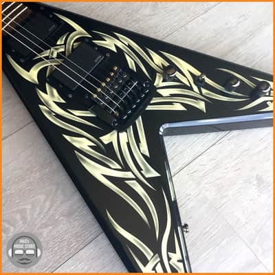 BC Rich KKV Tribal Kerry King Signature Flying V – EMG Pickups – Kahler Bridge – Strap Locks - 2010 image 3
