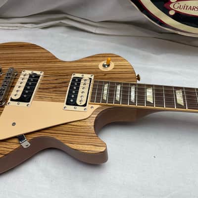 Gibson 2007 GotW Guitar Of The Week #19 Les Paul Classic Guitar Zebrawood with Case - Classic Antique image 6