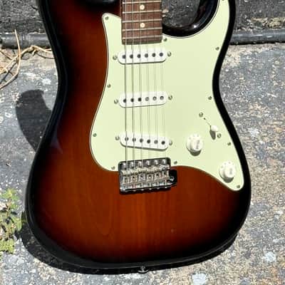 Suhr Classic S 2026 - killer Strat w/a Roasted Maple Neck & Body making great noise ! image 1