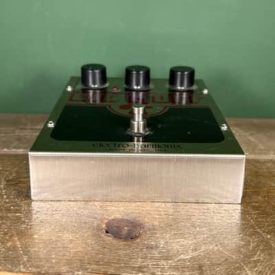 Electro-Harmonix Big Muff Pi 2000 - Present - Silver / Black / Red image 6