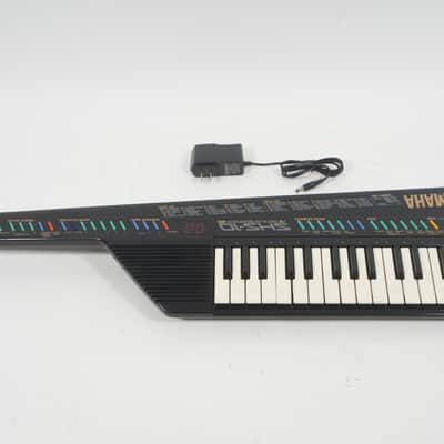 [SALE Ends May 31] YAMAHA SHS-10B Black FM Synthesizer Keyboard SHS10 Shoulder Keyboard Keytar w/ 100-240V PSU