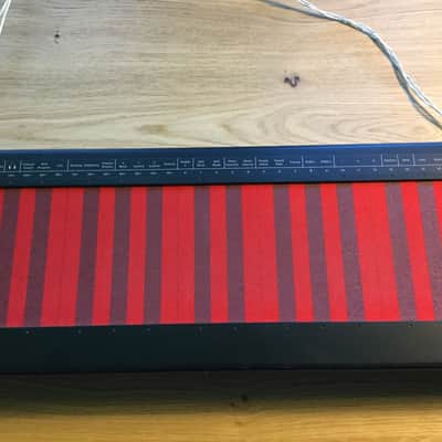 Haken  Continuum fingerboard image 5