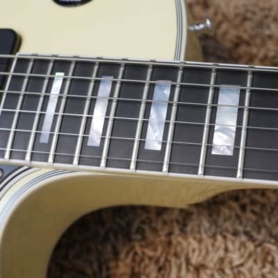 Video! 2018 Gibson 3 P90 Les Paul Custom M2M Vintage White image 6