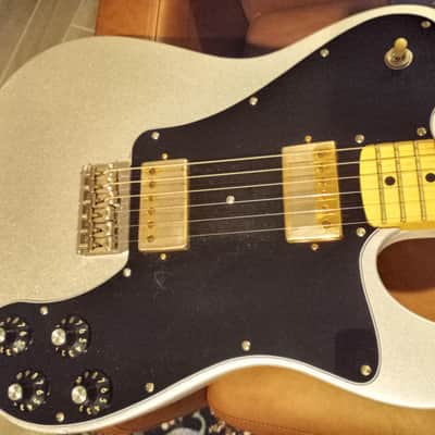 Fender Classic Series '72 Telecaster Deluxe 2004 Walnut Stain image 2
