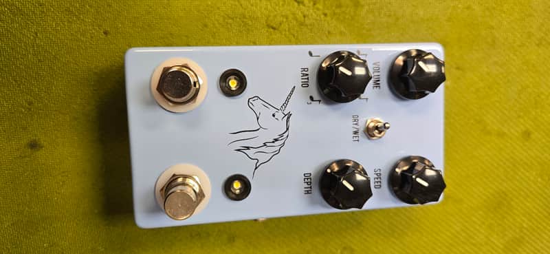 JHS Unicorn V2 Univibe/ Vibrato image 1