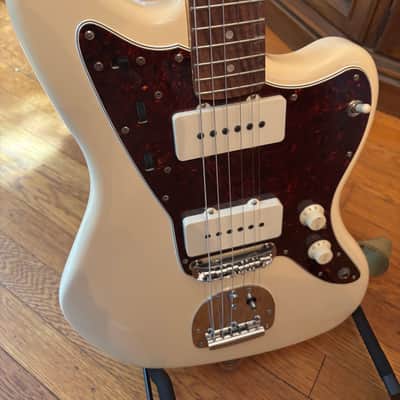 Fender Vintera ‘60s Jazzmaster - Olympic White w/Mighty Mite replacement neck image 3