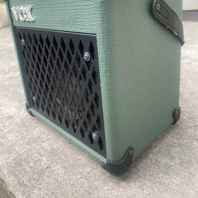 Vox DA5 Classic 5W 1x6.5 Guitar Combo - Light Teal Green image 4