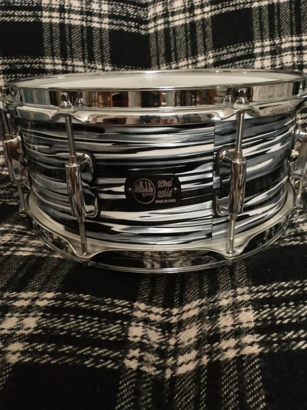 Erie 13 x 5.5 Sycamore/Maple Snare Drum