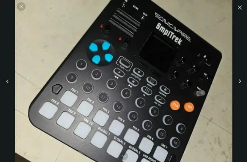 Sonicware SmplTrek Portable Production Sampler 2022 - Present - Black image 1