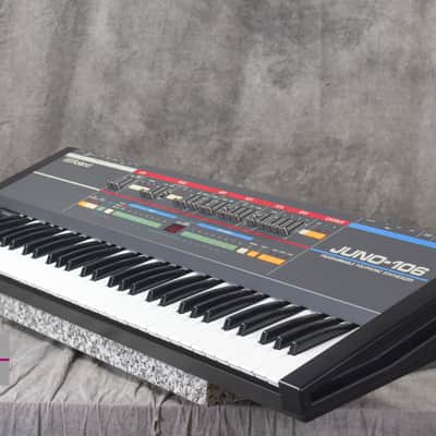Roland JUNO-106 Programmable Polyphonic Synthesizer in Very Good condition image 4