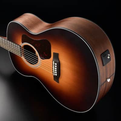 Walden G570ETB Natura Solid Cedar Top Grand Auditorium Acoustic-Electric Open Pore Satin Tobacco Burst image 1