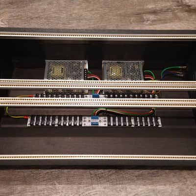 2 Many Synths 7 U Slanted Case - 104hp Eurorack Case - Black image 2