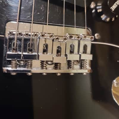 1976 Fender Stratocaster, Maple Fretboard 1971 - 1977 Black image 4