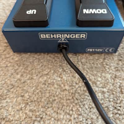 Behringer FS112V - Blue image 3
