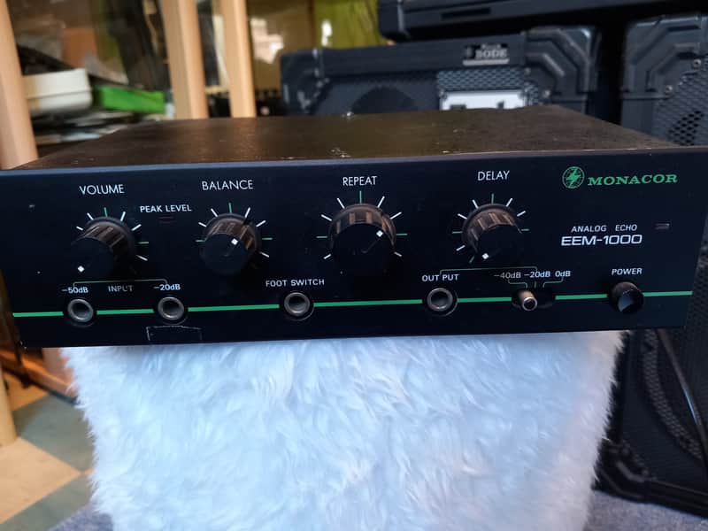 Monacor EEM-1000 Analog Echo image 1