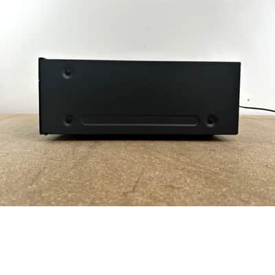 NAD C 370 - HI-FI Amplifier - Poor image 7