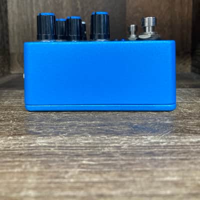 Old Blood Noise Endeavors Whitecap Asynchronous Dual Tremolo 2019 - Present - Graphic image 5
