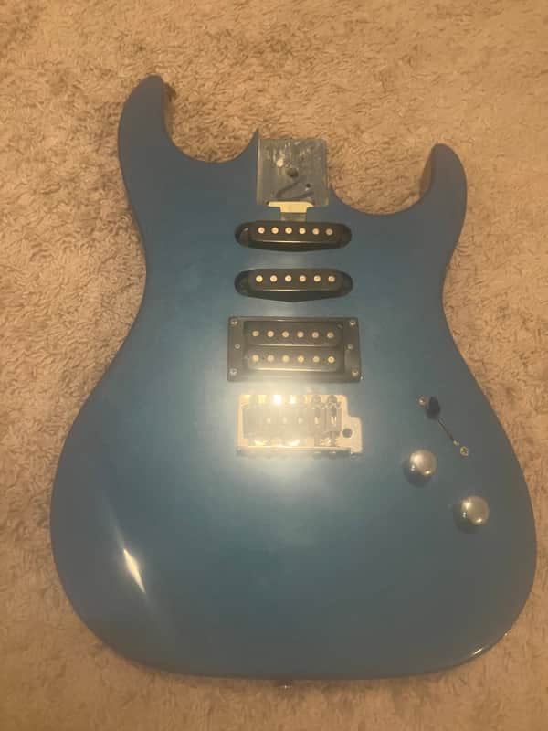 Washburn Loaded Strat style body image 1