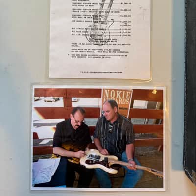 Mosrite The Nokie - Signed by Nokie Edwards & Semie Moseley - Case and box - Vintage image 12