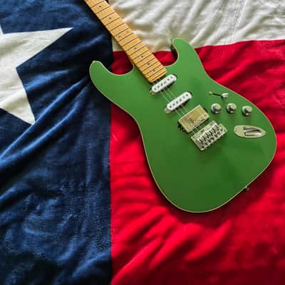 Fender MIJ Aerodyne Special Stratocaster HSS 2022 - 2024 - Speed Green Metallic image 2