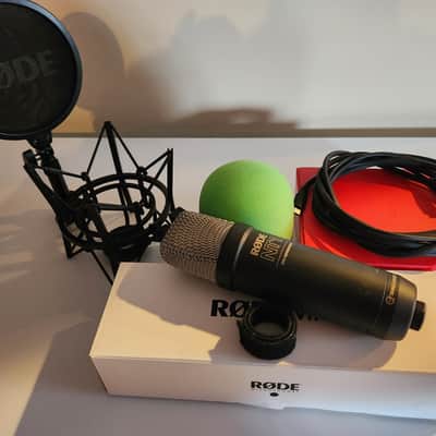 RODE NT1 5th Generation Cardioid Condenser Microphone 2023 - Present - Black image 1