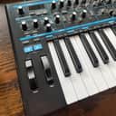 Novation Bass Station II 25-Key Monophonic Synthesizer 2013 - Present - Black