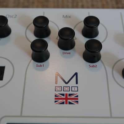Modal Electronics 001 Hybrid Digital / Analog 2-Voice Synthesizer 2010s - White image 18