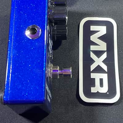 MXR M288 Bass Octave Deluxe 2004 - Present - Blue image 4