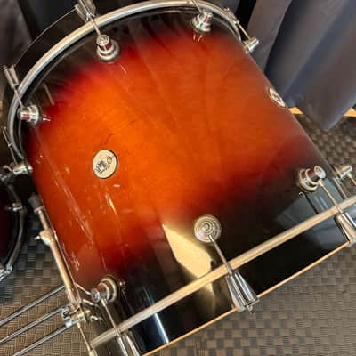 DW Design Series 8x10/9x12/14x16/18x22" 4pc Shell Pack 2022 - Present - Tobacco Burst image 2